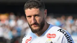 Zé Rafael deve ser titular no Santos. Foto: Jota Erre/AGIF