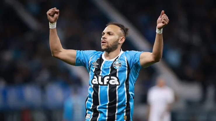 Braithwaite é um dos destaques do Grêmio. Foto: Maxi Franzoi/AGIF