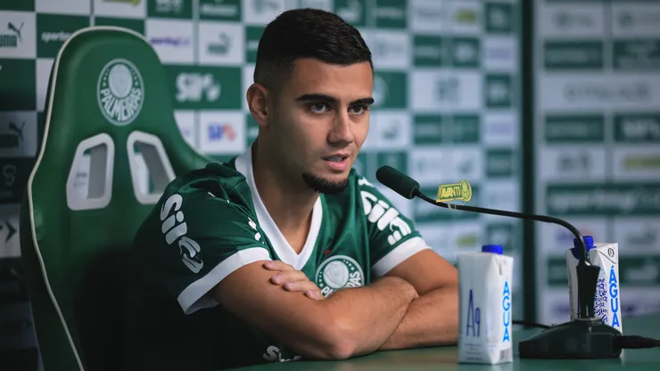 Andreas Pereira está próximo de estrear pelo Palmeiras. Foto: Ettore Chiereguini/AGIF