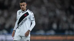 Philippe Coutinho em ação pelo Vasco contra o Botafogo, pela Copa do Brasil - Foto: Jorge Rodrigues/AGIF