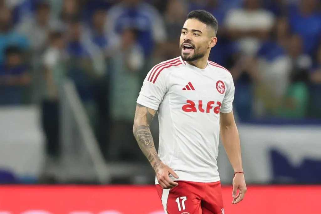 Bruno Tabata foi relacionado para o duelo contra o Palmeiras. Foto: Gilson Lobo/AGIF