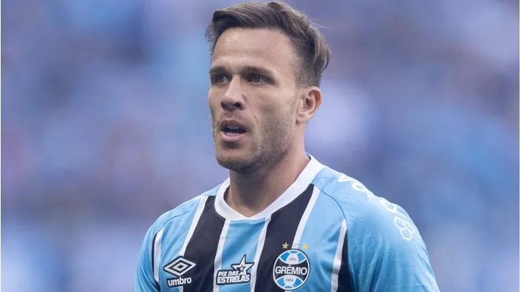 Arthur estreia como titular no Grêmio em jogo contra o Mirassol pelo Brasileirão Betano.