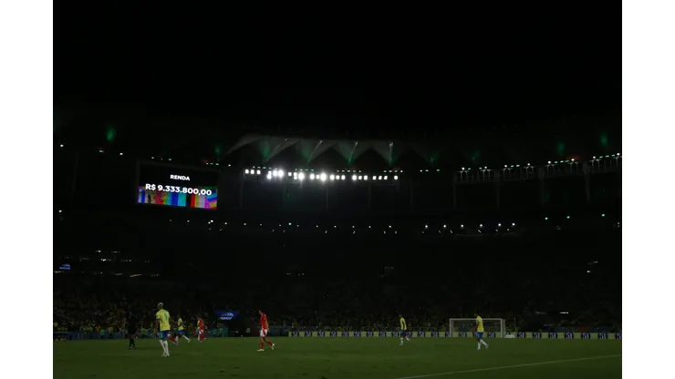 RJ - RIO DE JANEIRO - 04/09/2025 - ELIMINATORIAS COPA DO MUNDO 2026, BRASIL X CHILE - Placar exibe a renda da partida entre Brasil e Chile no Maracana no Rio de Janeiro (RJ), pelas Eliminatorias da Copa do Mundo 2026. Foto: Marlon Costa/AGIF