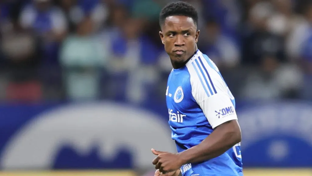 Sinisterra jogador do Cruzeiro durante partida contra o Sao Paulo no estadio Mineirao pelo campeonato Brasileiro A 2025. Foto: Gilson Lobo/AGIF