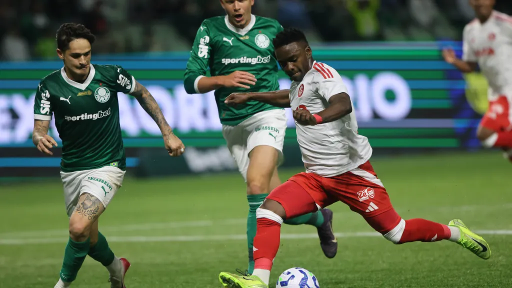 Carbonero, do Internacional