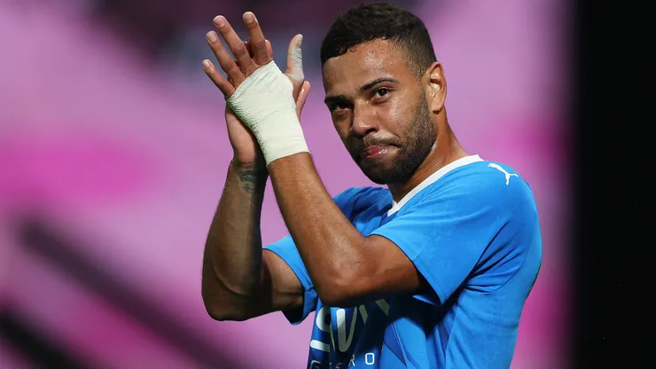 Renan Lodi não será jogador do Vasco.