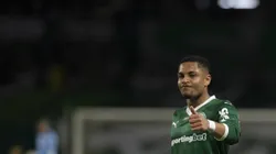 Vitor Roque mantém foco no Palmeiras, mas admite sonho de jogar pela Seleção. Foto: Anderson Romao/AGIF