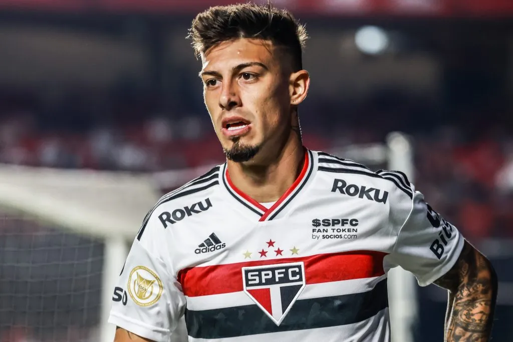 Rigoni jogador do Sao Paulo durante partida contra o Ceara no estadio Morumbi pelo campeonato Brasileiro A 2022. Foto: Marcello Zambrana/AGIF