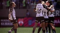 Thais Ferreira marca gol do título. Foto: reprodução/Instagram/@thaisferreira