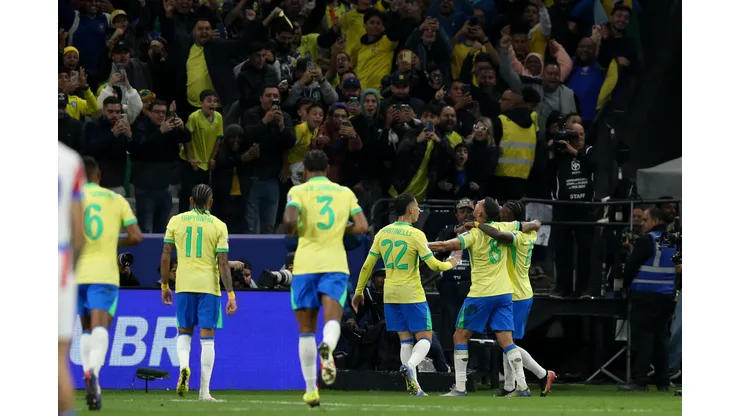 SP - SAO PAULO - 10/06/2025 - ELIMINATORIAS COPA DO MUNDO 2026, SELECAO BRASILEIRA X PARAGUAI - Vinicius Junior jogador da Selecao Brasileira comemora seu gol durante a partida entre Brasil e Paraguai na Neo Quimica Arena em Sao Paulo (SP), pelas Eliminatorias da Copa do Mundo 2026. Foto: Marlon Costa/AGIF