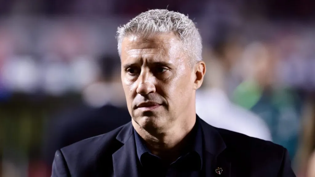 Hernán Crespo, técnico do Tricolor. Foto: Marcello Zambrana/AGIF.