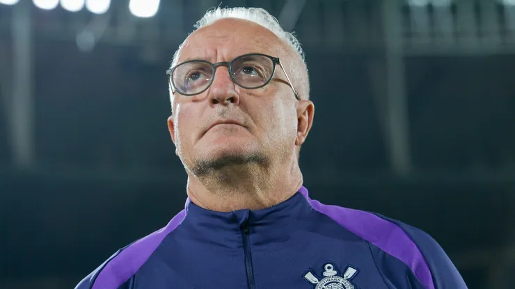 Dorival Jr falou sobre os desfalques no Corinthians. Foto: Thiago Ribeiro/AGIF