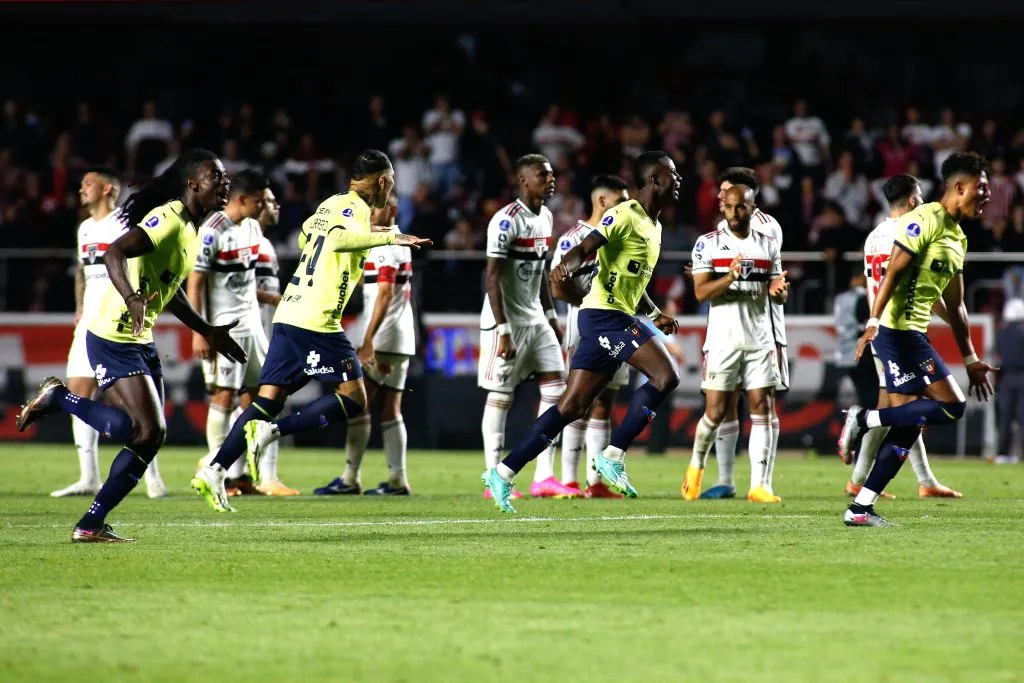 São Paulo x LDU Quito – (Photo by Miguel Schincariol/Getty Images)