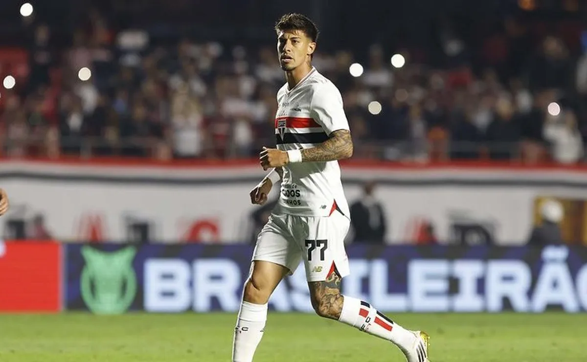 Shaun Rigoni Rigoni vai bem na estreia pelo São Paulo em vitória sobre o Botafogo