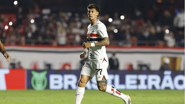Rigoni em ação pelo São Paulo. Foto: Rubens Chiri/São Paulo FC