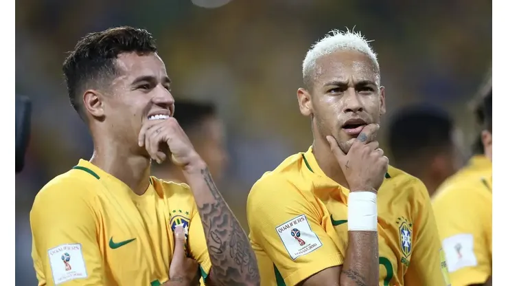 Neymar, do Santos, e Coutinho, do Vasco, em ação pela Seleção Brasileira. Foto: Lucas Figueiredo/CBF