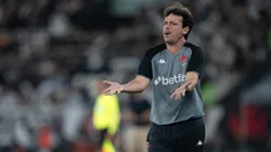 Fernando Diniz, tecnico do Vasco analisa partida contra o Ceará e justifica insistência em Vegetti