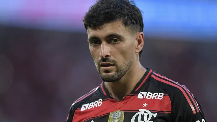 Arrascaeta abordou importância de Filipe Luís como diferencial da equipe