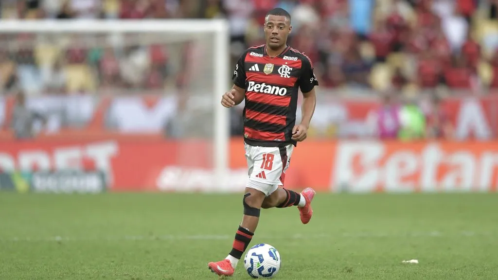 De La Cruz foi ausência na partida por escolha técnica visando a Libertadores – Foto: Thiago Ribeiro/AGIF