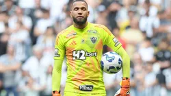 Goleiro denunciou importunação de torcedores à filha depois de jogo (Foto: Gilson Lobo/AGIF)