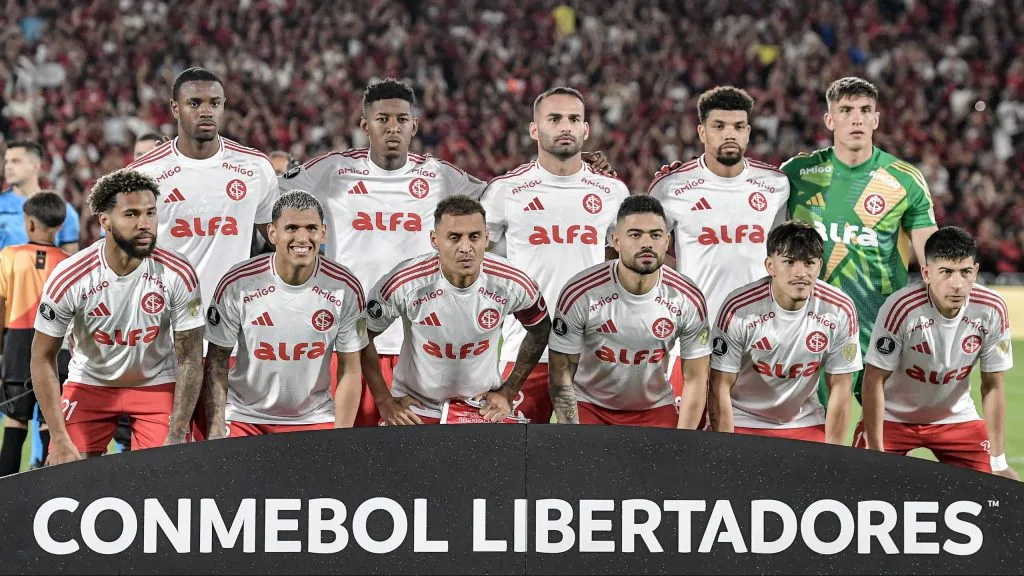 Jogadores do Internacional. Foto: Thiago Ribeiro/AGIF
