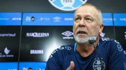 Mano Menezes, em entrevista coletiva (LUCAS UEBEL/GREMIO FBPA)