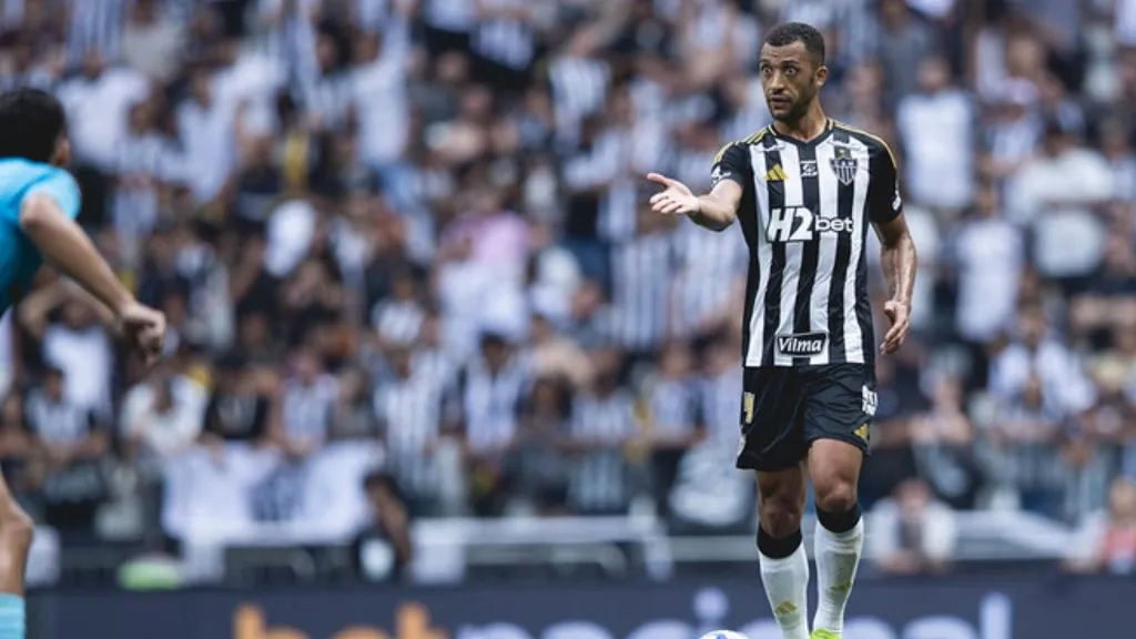 Zagueiro analisou empate do Galo com o Santos (Foto: Pedro Souza / Atlético)