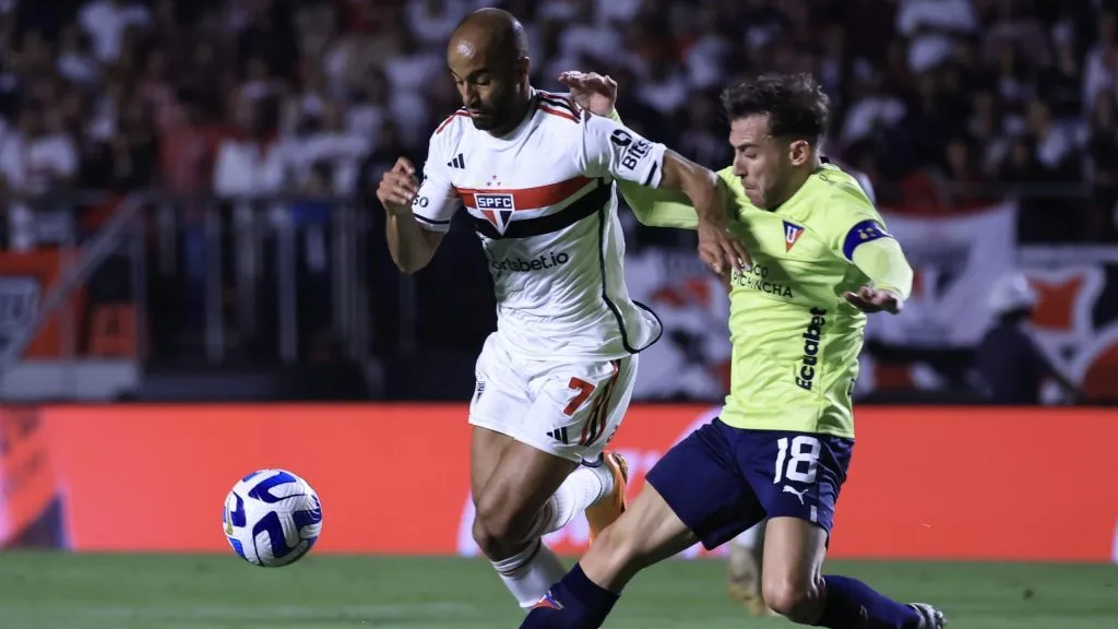 Lucas Moura jogador do Sao Paulo durante partida contra o LDU no estadio Morumbi pelo campeonato Copa Sul-Americana 2023. Foto: Marcello Zambrana/AGIF