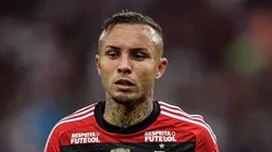 Everton Cebolinha em campo pelo Flamengo.