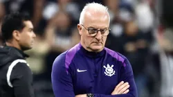 Dorival Júnior durante partida pelo Timão