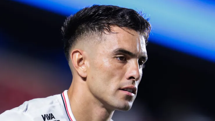 Enzo Díaz não teve lesão constatada após o jogo contra o Botafogo