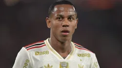 Wallace Yan "desaparece" em números após perder pênalti decisivo em eliminação na Copa Betano do Brasil.