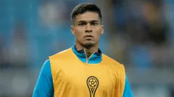 Arezo teve uma passagem apagada pelo Grêmio