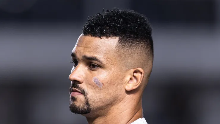 Zé Ivaldo, zagueiro do Santos