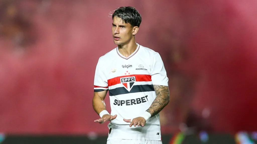 Ferreirinha em campo pelo São Paulo. Foto: Marlon Costa/AGIF