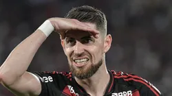 RJ - RIO DE JANEIRO - 20/07/2025 - BRASILEIRO A 2025, FLAMENGO X FLUMINENSE - Jorginho jogador do Flamengo durante partida contra o Fluminense no estadio Maracana pelo campeonato Brasileiro A 2025.