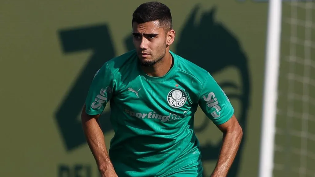 Andreas Pereira em treino do Palmeiras - Foto: Cesar Greco/SE Palmeiras)