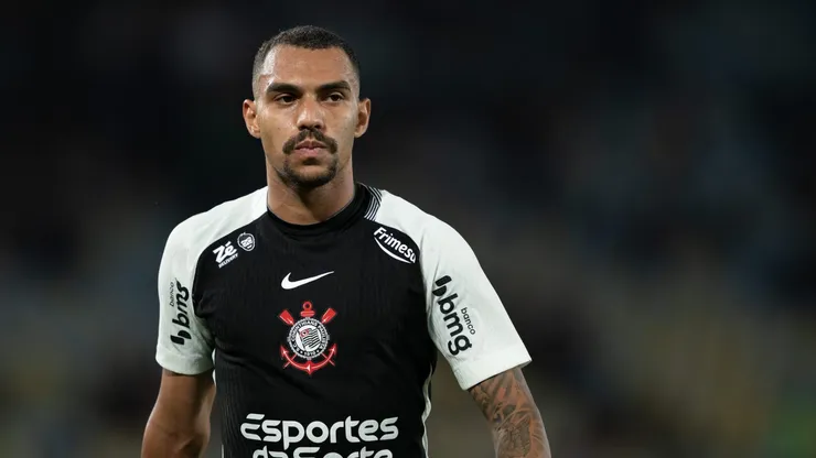 Matheuzinho jogador do Corinthians durante partida contra o Fluminense - Foto: Jorge Rodrigues/AGIF