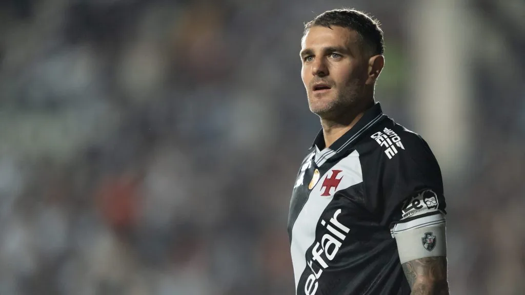 Vegetti, atacante do Gigante da Colina. Foto: Jorge Rodrigues/AGIF.