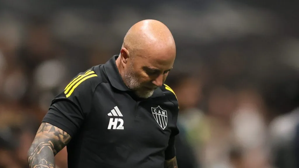Sampaoli no Galo. Foto: Gilson Lobo/AGIF