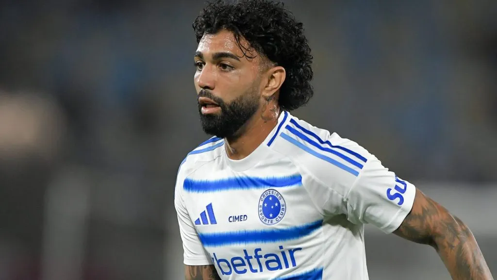 Gabigol durante partida. Foto: Thiago Ribeiro/AGIF