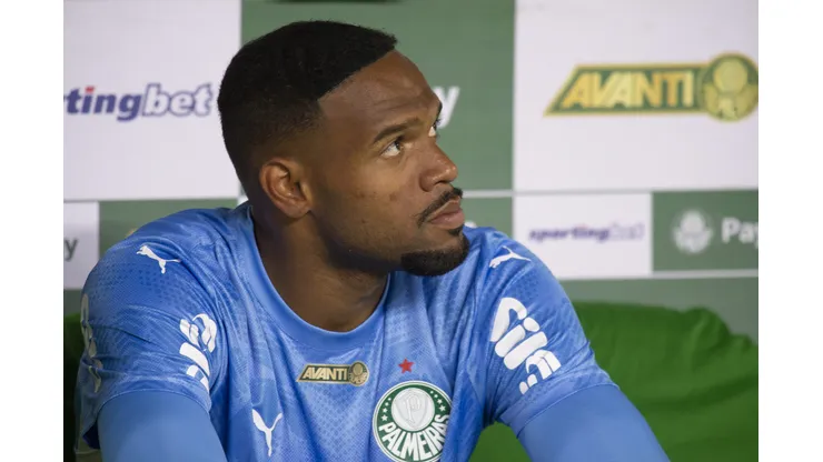 Carlos Miguel jogador do Palmeiras durante partida contra o Internacional no estadio Arena Allianz Parque pelo campeonato Brasileiro A 2025. Foto: Anderson Romao/AGIF