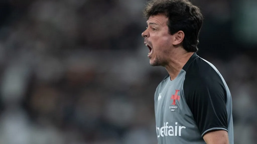 Fernando Diniz tecnico do Vasco durante partida contra o Botafogo no estadio Engenhao pelo campeonato Copa Do Brasil 2025. Foto: Jorge Rodrigues/AGIF