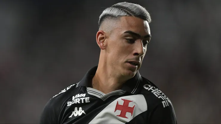 - Puma Rodriguez jogador do Vasco durante partida contra o Botafogo no estadio Sao Januario pelo campeonato Copa Do Brasil 2025. Foto: Thiago Ribeiro/AGIF