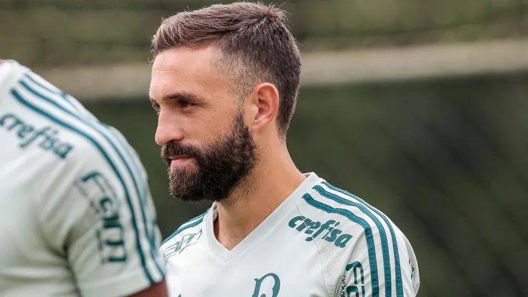 Allione durante treino do Palmeiras no CT Academia de Futebol em 2018 - Foto: Ale Cabral/AGIF