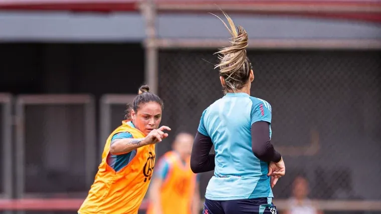 Elenco do Flamengo em treinamento