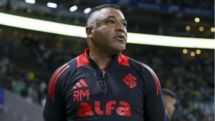 Roger Machado, técnico do Inter em partida pelo Campeonato Brasileiro. (Foto: Ricardo Moreira/Getty Images)