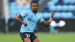 Douglas Costa, atacante do Sidney em partida pelo campeonato australiano