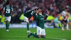 BUENOS AIRES, ARGENTINA - SEPTEMBER 17: Gustavo Gomez of Palmeiras prays after the Copa CONMEBOL Libertadores 2025 Quarter-final first-leg match between River Plate and Palmeiras at Estadio Más Monumental Antonio Vespucio Liberti on September 17, 2025 in Buenos Aires, Argentina. (Photo by Marcelo Endelli/Getty Images)