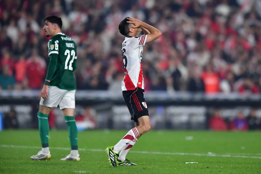 Nacho Fernandez em ação durante River Plate x Palmeiras. (Photo by Marcelo Endelli/Getty Images)